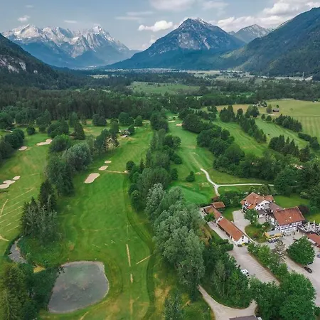 Mountain On Gut Buchwies Oberau (Garmisch-Partenkirchen)